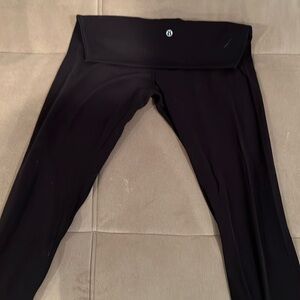 Lululemon black tights size small